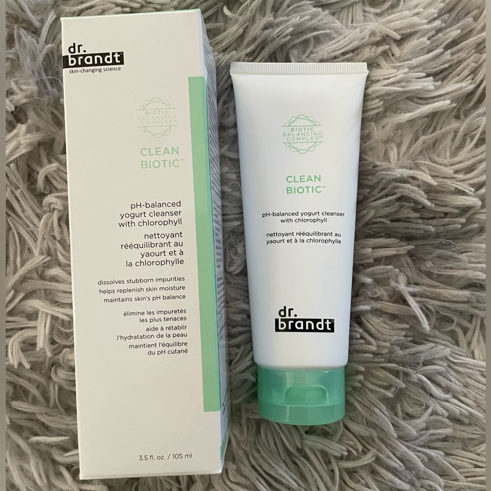 NEW-Dr. Brandt Clean Biotic pH-balanced yogurt cleanser 3.5oz